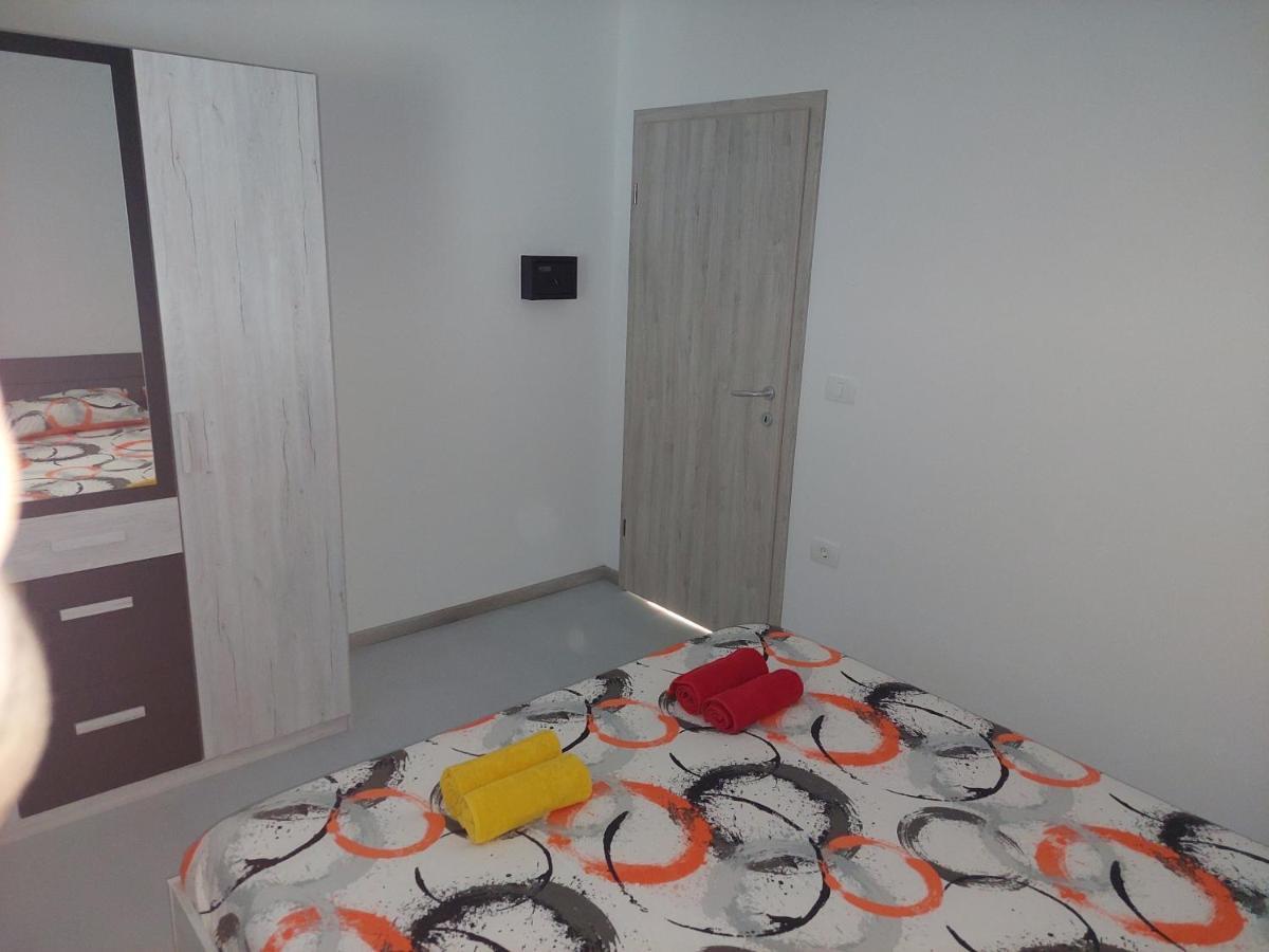 Apartma Rene Izola Eksteriør billede